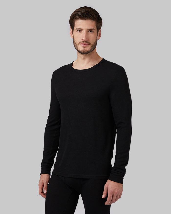 32 Degrees Black _ Men's Midweight Waffle Baselayer Crew Top {model: Ryan is 6'1", wearing size M}{bottom}{right}{bottom}{right}