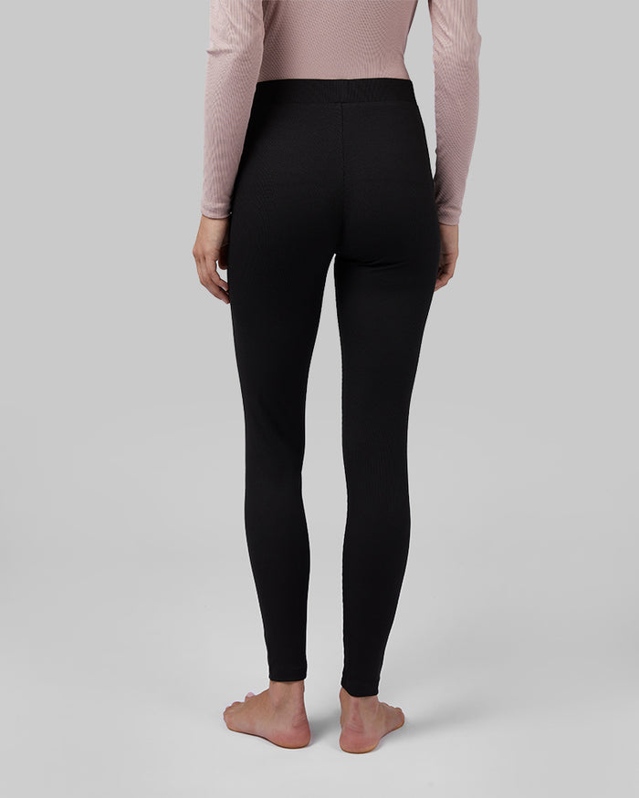 32 Degrees Black _ Women's Soft Rib Legging {model: Katie is 5'10", wearing size S}{bottom}{right} {bottom}{right}