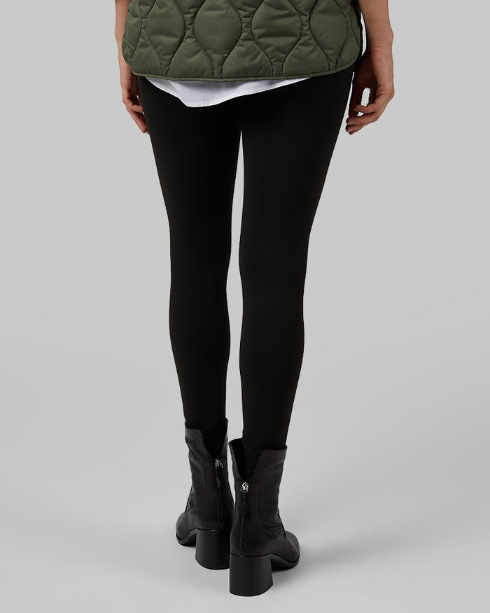32 Degrees Black _ Women's High-Waist Everyday Legging {model: Lara is 5'9"and size 4 wearing size S}{bottom}{right} {bottom}{right}