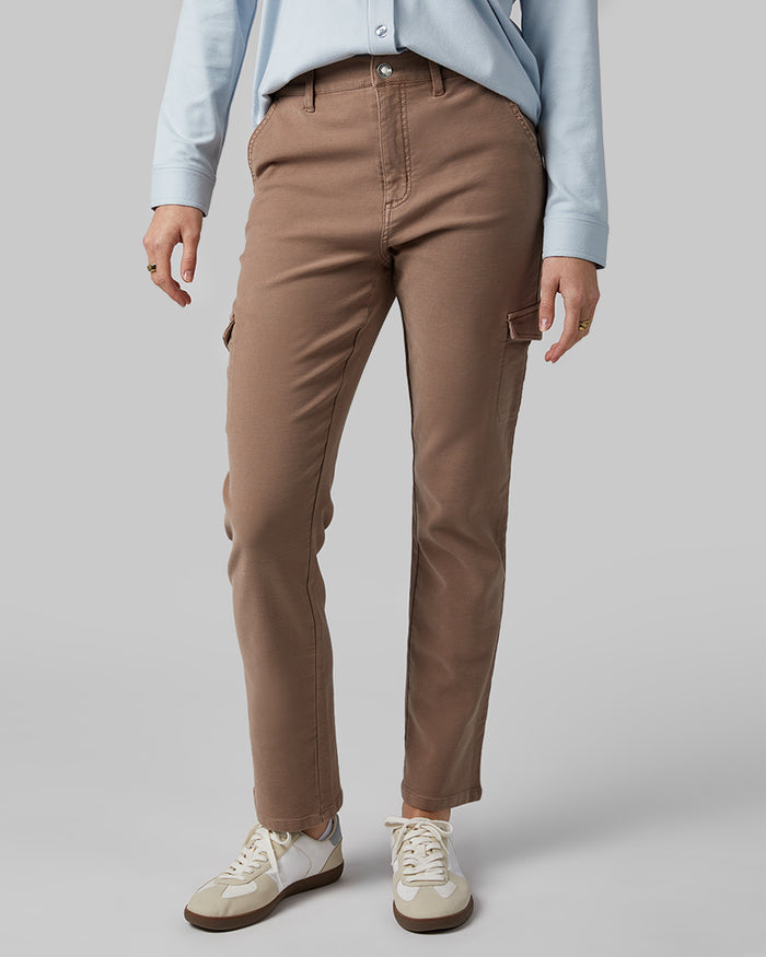 32 Degrees Iron _ Women's stretch Comfort Terry Cargo Jean {model: Izzy is 5'9"and size 4 wearing size S}{bottom}{right} {bottom}{right}
