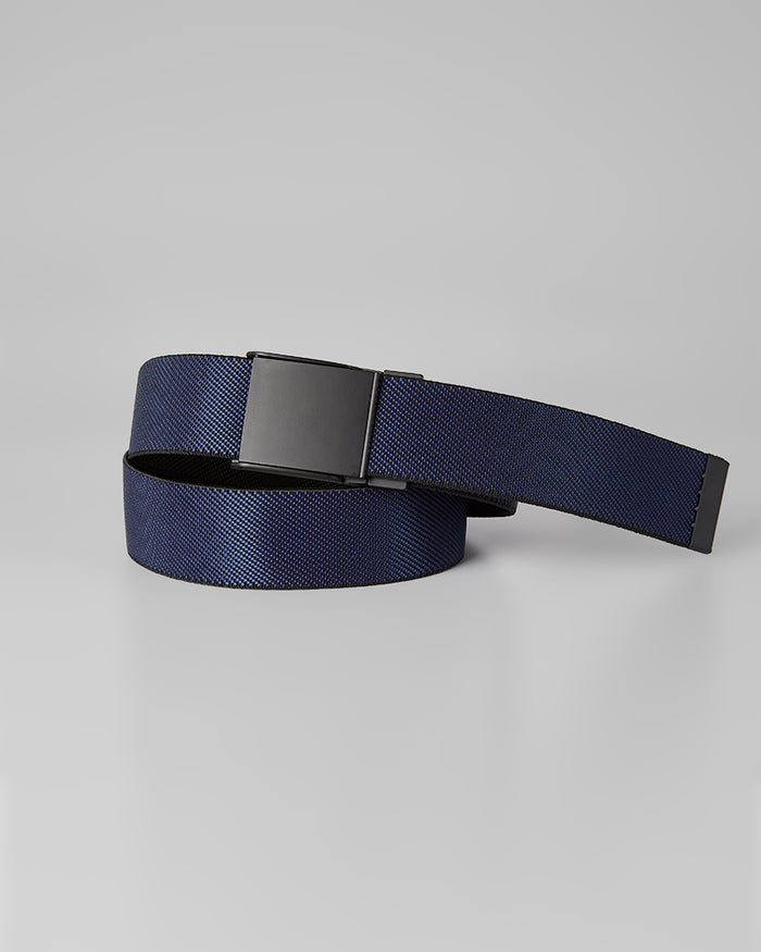 32 Degrees Navy/Black _ Men's Reversible stretch Belt {bottom}{right}
