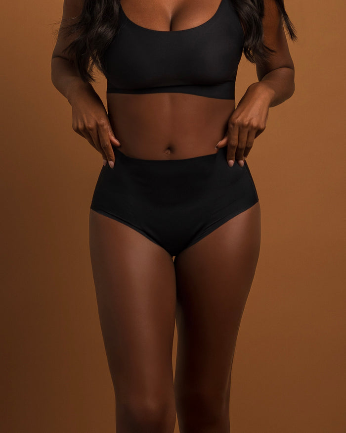 WOMEN'S LAYER ZERO SEAMLESS COMFORT SHAPING BRIEF