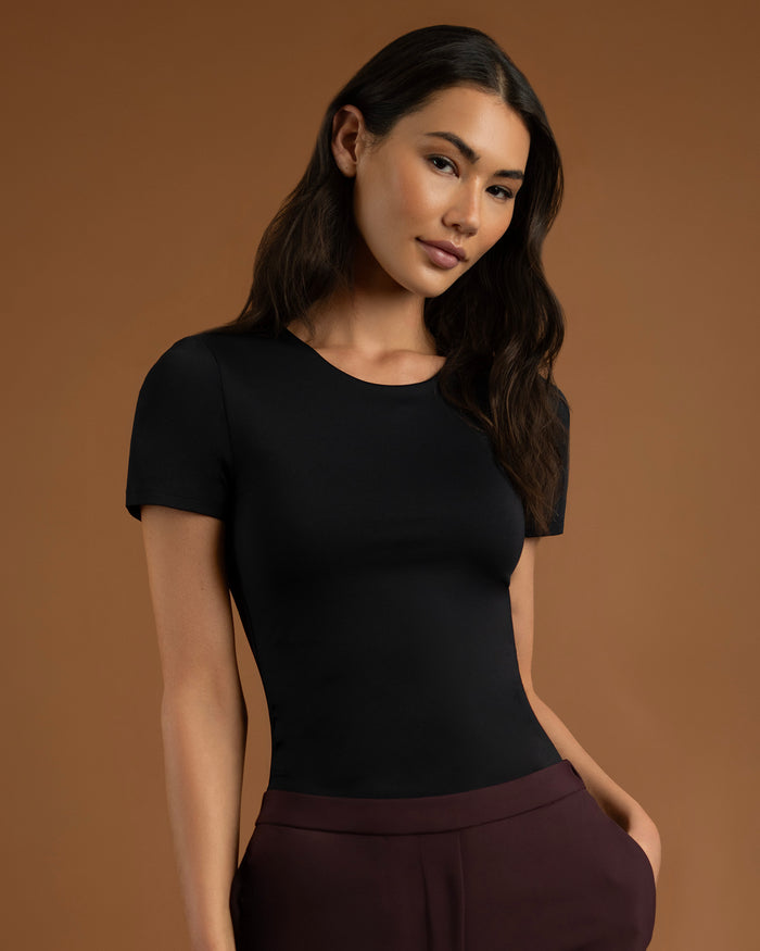LAYER ZERO DOUBLE-LAYERED SMOOTHING NYLON SHORT SLEEVE TOP