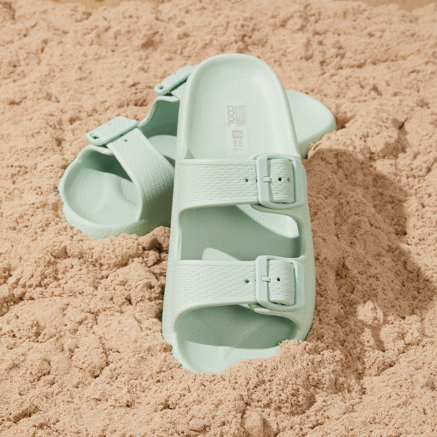 WOMEN'S CUSHION BUCKLE SLIDES