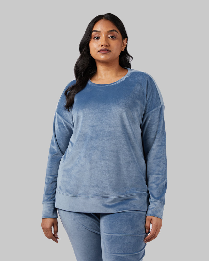 WOMEN'S SOFT VELOUR CREW TOP
