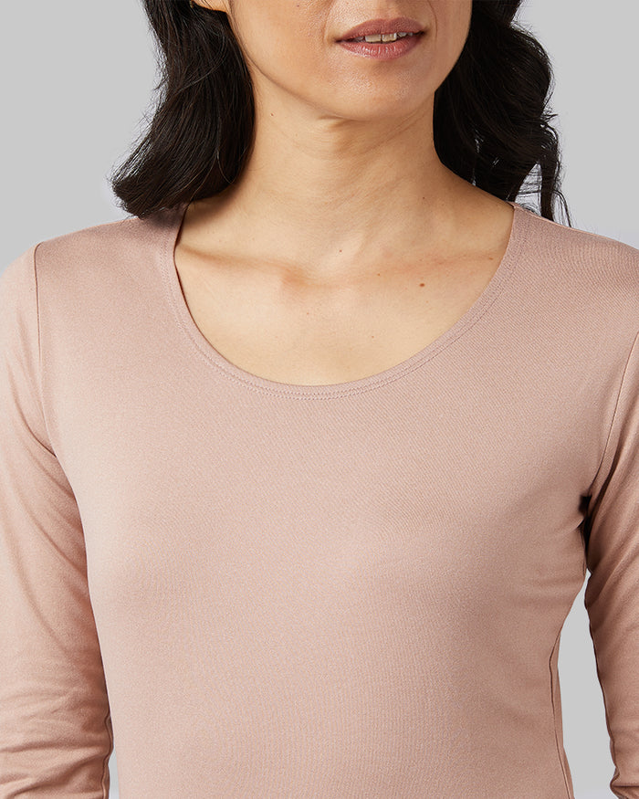 32 Degrees Powder Pink Heather _ Women's Lightweight Baselayer Scoop Top {model: Mariana is 5'8" and size 4, wearing size S}{bottom}{right}{bottom}{right}