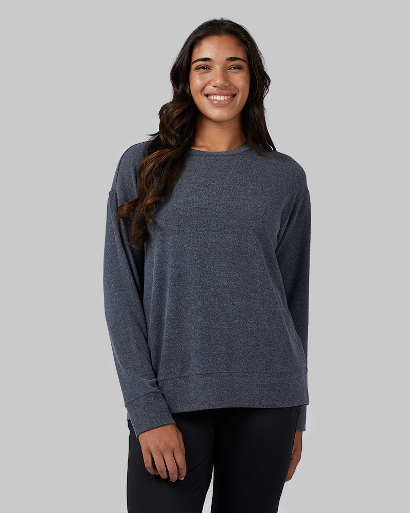 WOMEN'S SOFT SWEATER KNIT CREW TOP