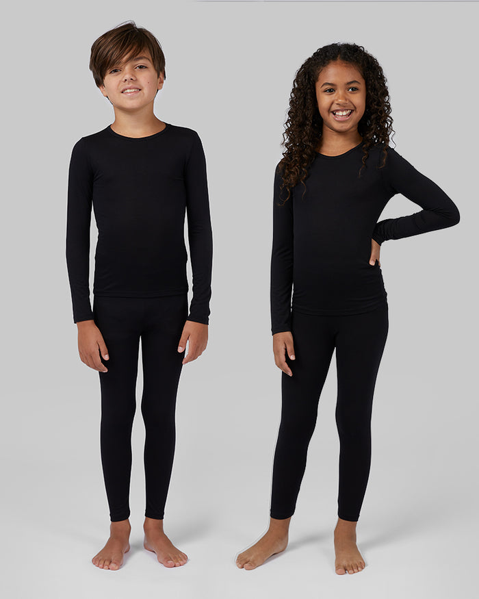32 Degrees Black _ Unisex Kids 2Pc Lightweight Baselayer Set {model: Miles is 53", wearing size S} {model: Zoe is 50", wearing size 7}{bottom}{right}{bottom}{right} {bottom}{right}
