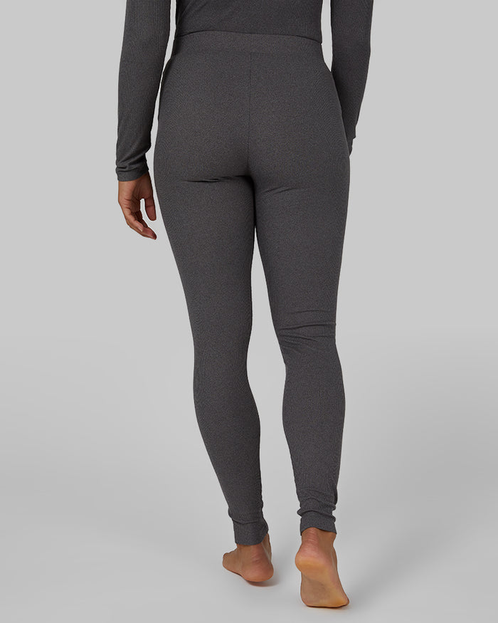 32 Degrees Charcoal Heather _ Women's Soft Rib Legging {model: Alexis is 5'6", wearing size S}{bottom}{right} {bottom}{right}
