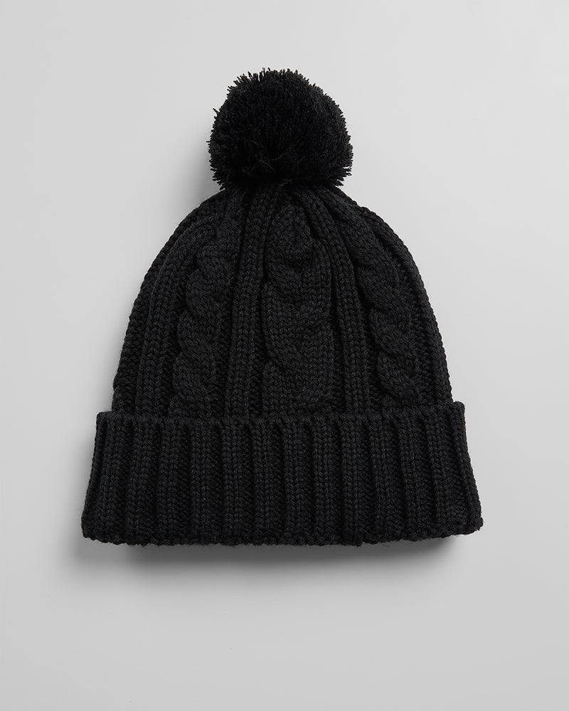 CABLE KNIT POM BEANIE