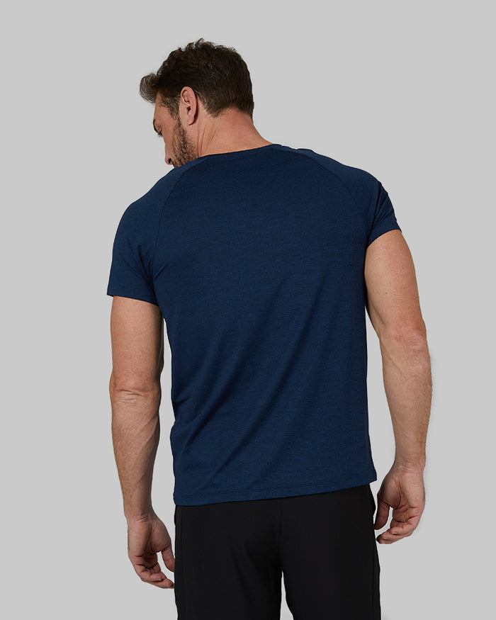 32 Degrees Navy Space Dye _ Mens Cool Active T-Shirt {model: Cedric is 6'1.5", wearing size M}{bottom}{right} {bottom}{right}