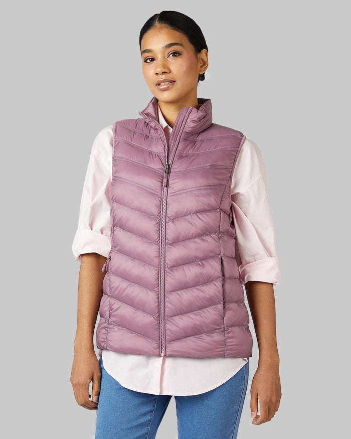 32 Degrees Dusky Orchid _ Women's Lightweight Packable Vest {model: Lisa-Marie is 5'9"and size 2-4 wearing size S}{bottom}{right} {bottom}{right}