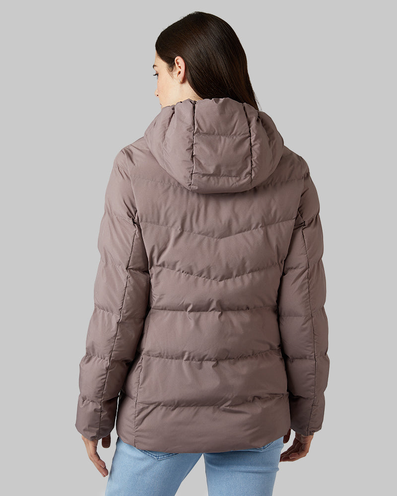 32 Degrees Iron Cocoa _ Womens Midweight Puffer Tech Jacket {model: Katie is 5