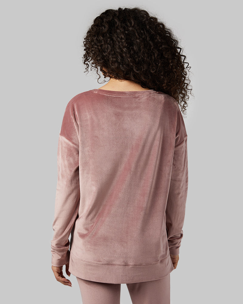 WOMEN'S SOFT VELOUR CREW TOP