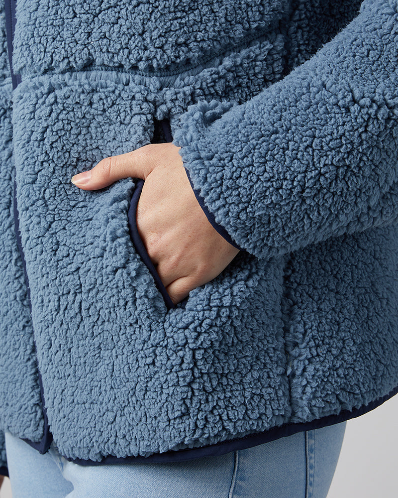 WOMEN'S COZY SHERPA SNAP JACKET