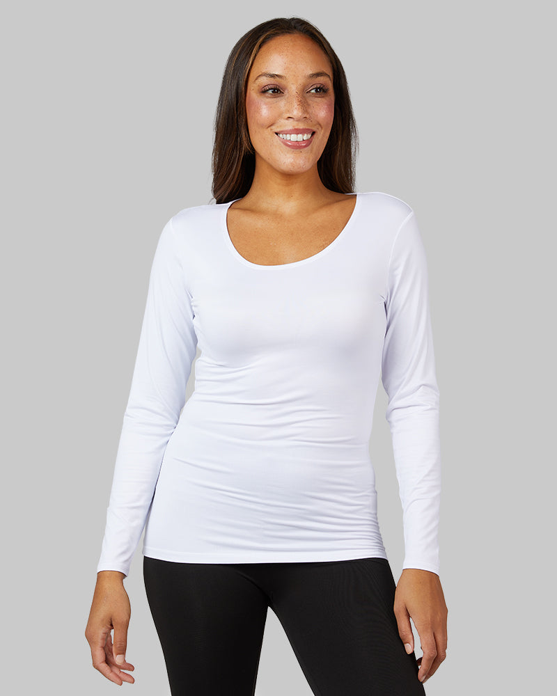 32 Degrees White _ Women's Lightweight Baselayer scoop Top {model: Shelby is 5'9"and size 4 wearing size S}{bottom}{right} {bottom}{right}