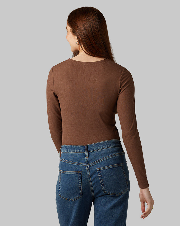 32 Degrees Chicory Coffee Heather _ Women's soft Rib scoop Top {model: Izzy is 5'9"and size 4 wearing size S}{bottom}{right} {bottom}{right}