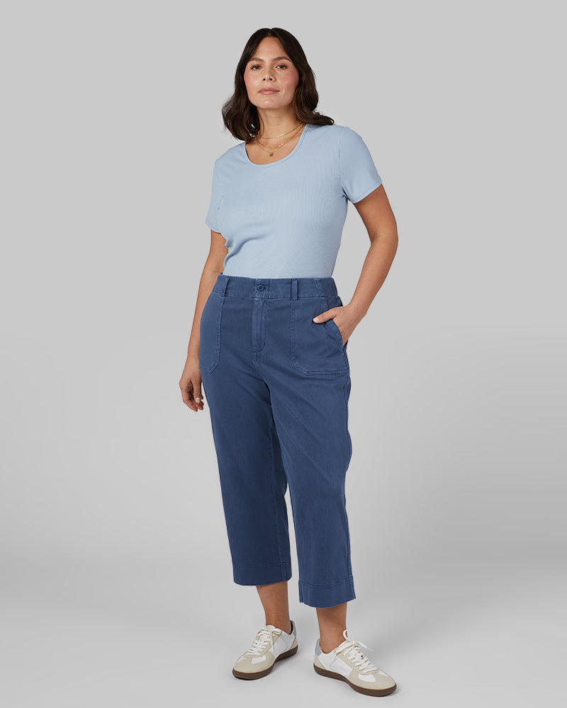 WOMEN'S MINI KNIT TWILL CAPRI