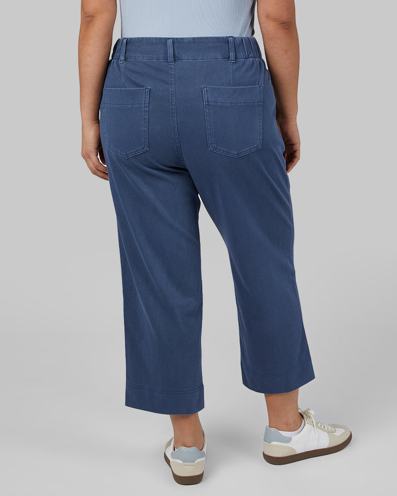 WOMEN'S MINI KNIT TWILL CAPRI