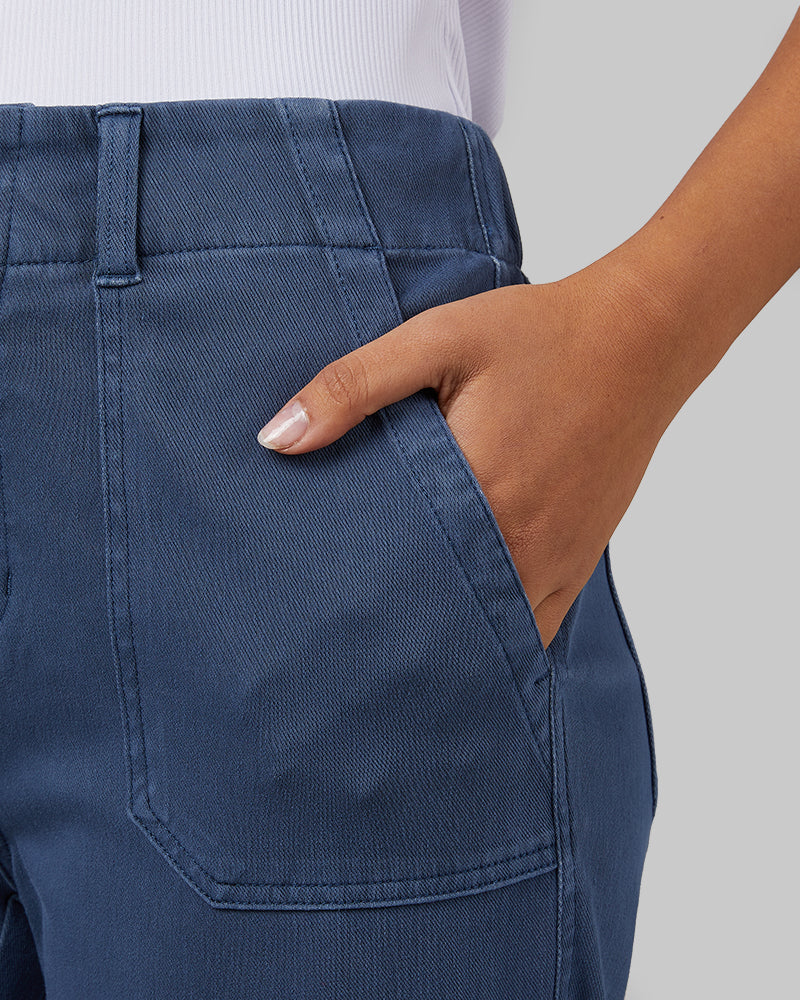 WOMEN'S MINI KNIT TWILL CAPRI