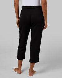 WOMEN'S STUDIO TECH CAPRI