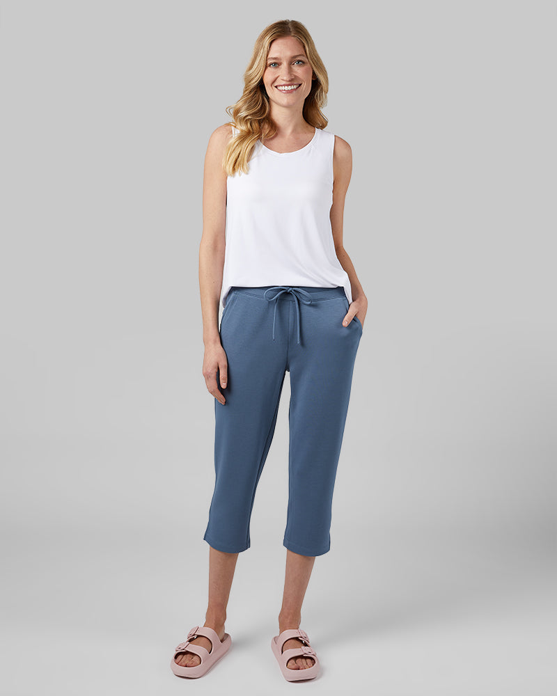 WOMEN'S STUDIO TECH CAPRI