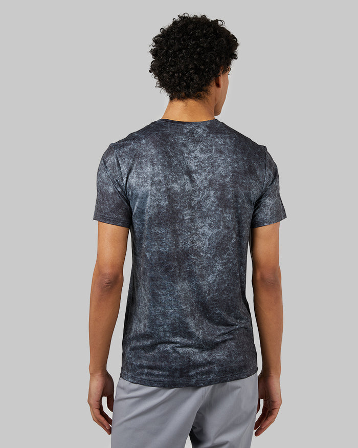 32 Degrees Black Tie Dye _ Men's Cool Classic Crew T-shirt {model: Isaiah is 6'1", wearing size M}{bottom}{right} {bottom}{right}