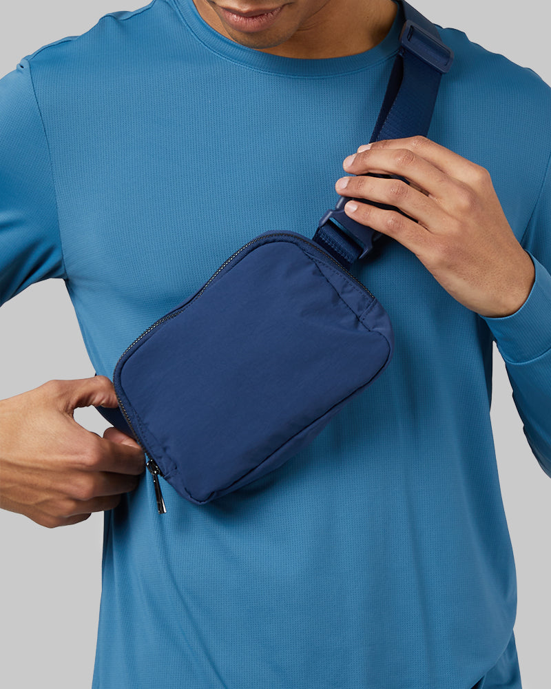PKG umiak 3L Cross-body - packable – PKG Carry Goods