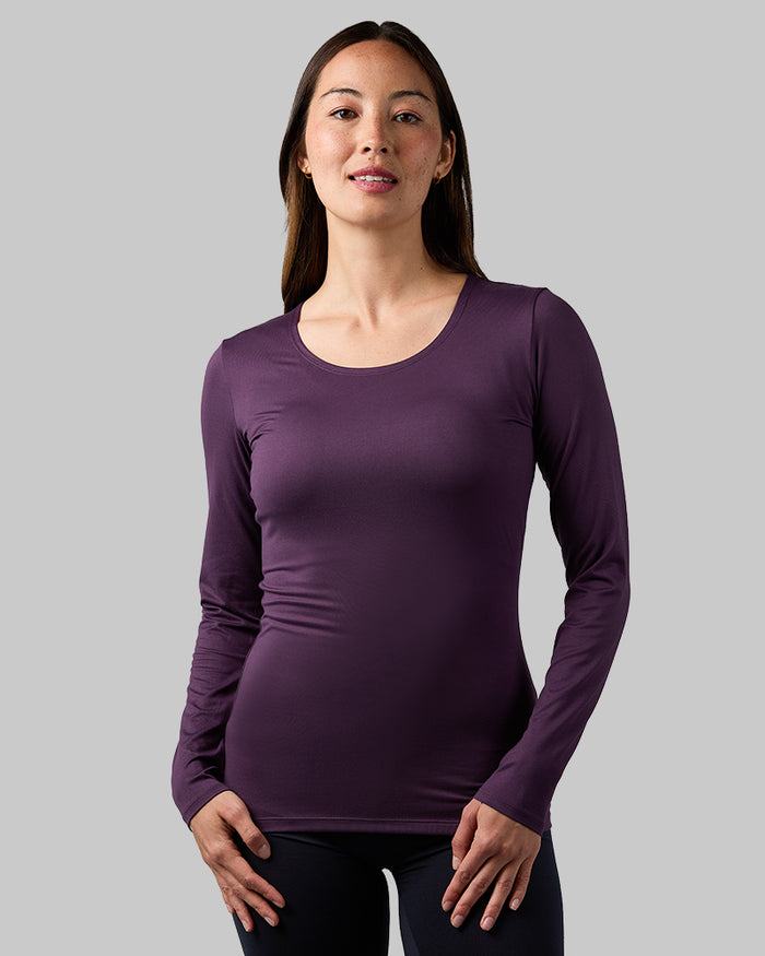 32 Degrees Navy Cosmo _ Women's Lightweight Baselayer scoop Top {model: Selina is 5'7"and size 4 wearing size S}{bottom}{right} {bottom}{right}