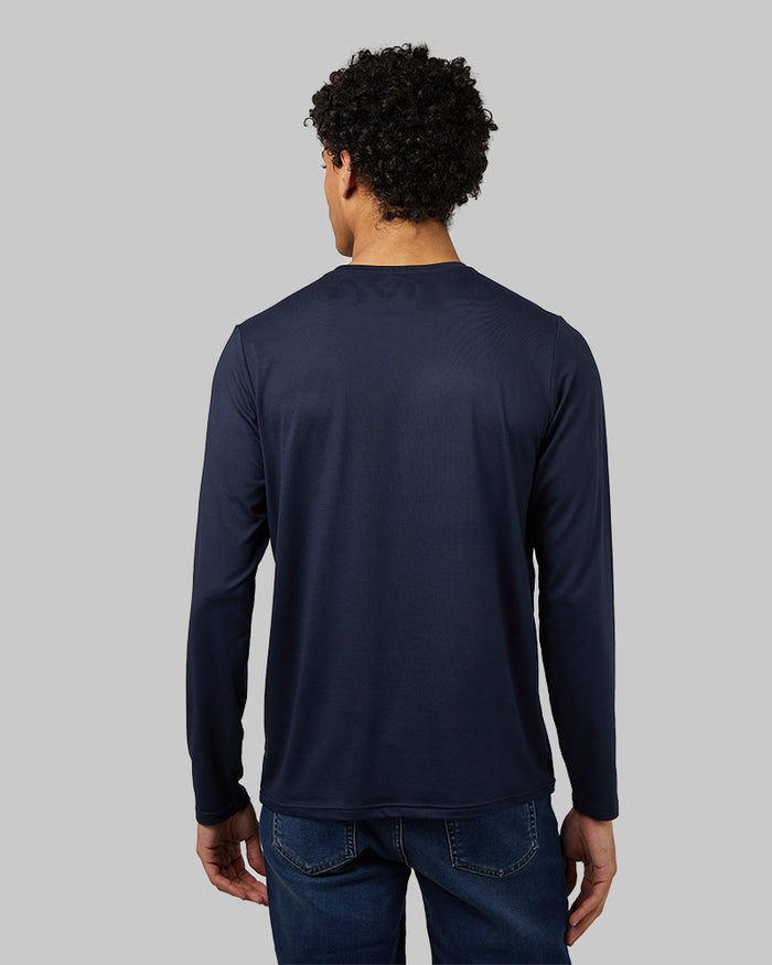 32 Degrees Navy_ Men's Cool Long sleeve T-shirt {model: Isaiah is 6'1", wearing size M}{bottom}{right} {bottom}{right}