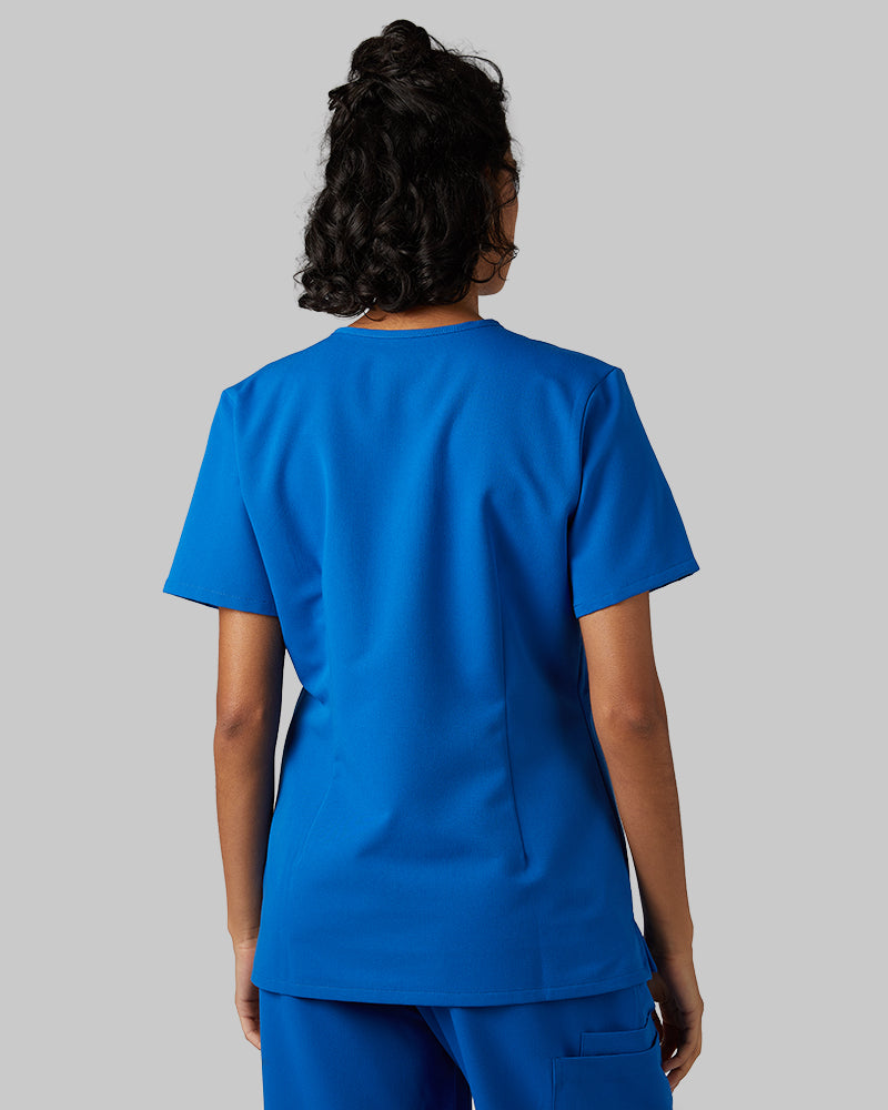 32 Degrees Royal _ Womens 1-Pocket V-Neck scrub Top {model: Arantza is 5
