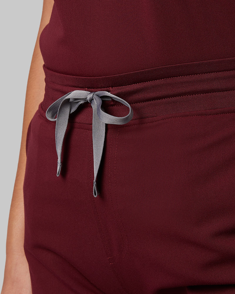 32 Degrees Burgundy _ Womens Cargo scrub Pants {model: Francesca is 5